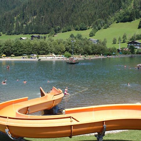 Готель Haus Dachstein Schnitzer Ебен-ім-Понґау Екстер'єр фото